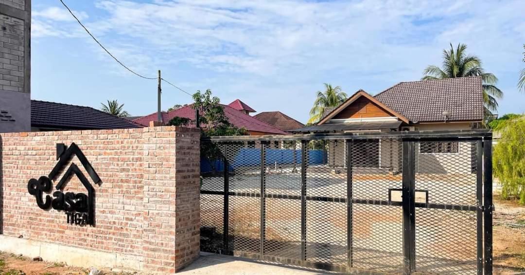 Casa Tiga Homestay Besut Kampung Kuala Besut Buitenkant foto