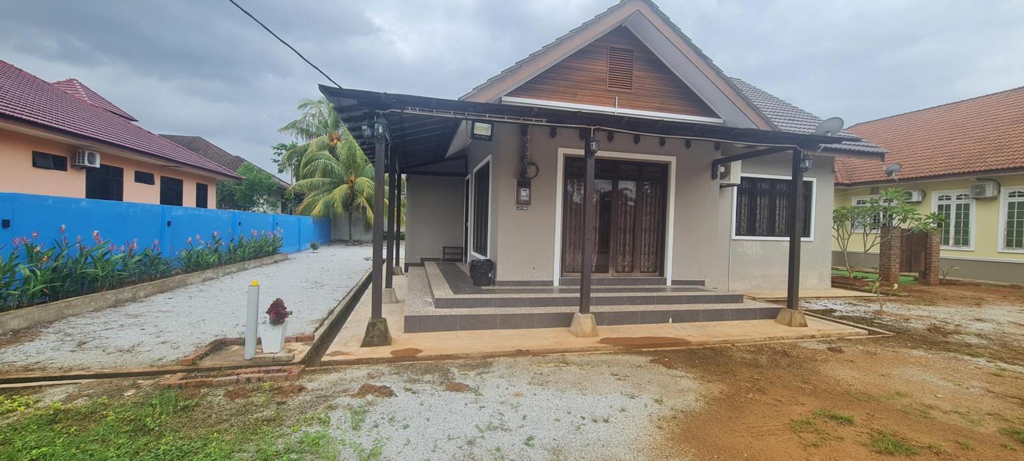 Casa Tiga Homestay Besut Kampung Kuala Besut Buitenkant foto